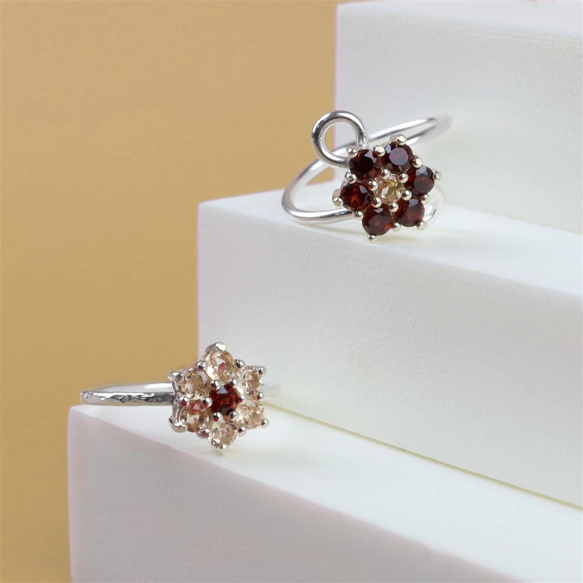 2.4cts Ceylon Peach Garnet 3x3mm Round Pack Of 20 (N) 5 2.4cts Ceylon Peach Garnet 3x3mm Round Pack Of 20 (N) - Image 3