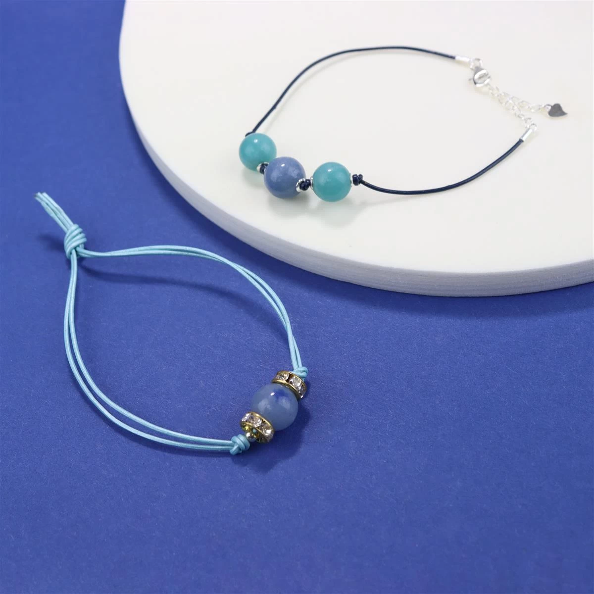 3x Blue Aventurine Rounds & 3x Chinese Amazonite Rounds Approx 10mm, Dark & Metallic Blue Leather Cord, 1m, Includes 925 Sterling Silver 5 3x Blue Aventurine Rounds & 3x Chinese Amazonite Rounds Approx 10mm, Dark & Metallic Blue Leather Cord, 1m, Includes 925 Sterling Silver - Image 3