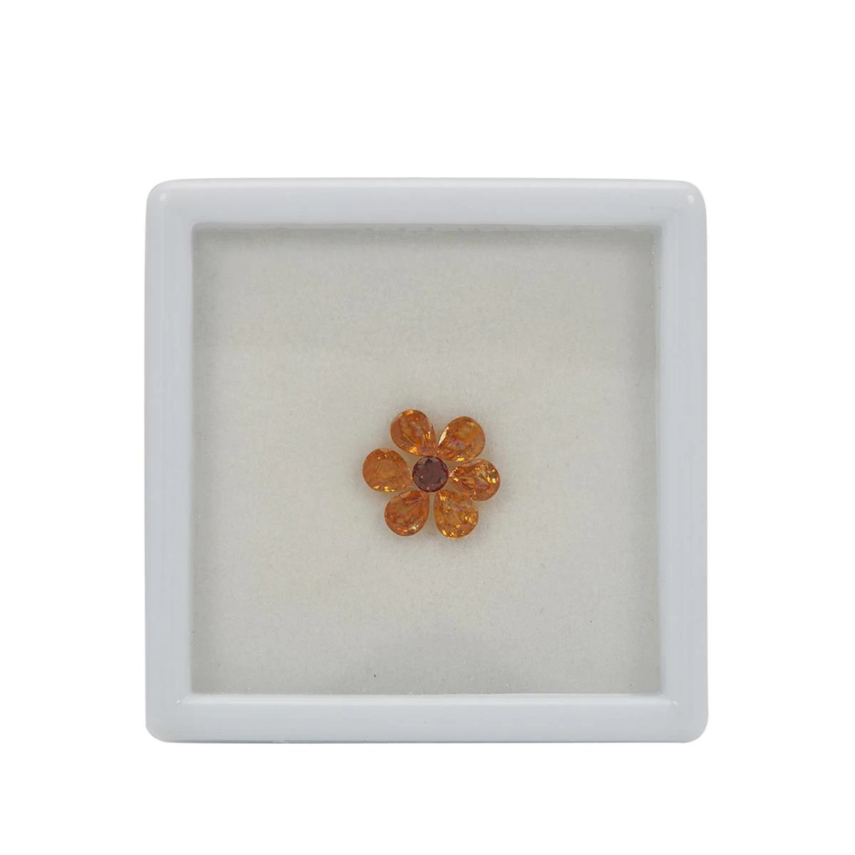 Daffodil Flower Includes 2cts Mandarin Garnet & Red Garnet 4.75x3.75 & 3.25mm 3 Daffodil Flower Includes 2cts Mandarin Garnet & Red Garnet 4.75x3.75 & 3.25mm